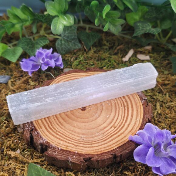 Small Raw Selenite Stick, Wand #33 - Picture 1 of 3